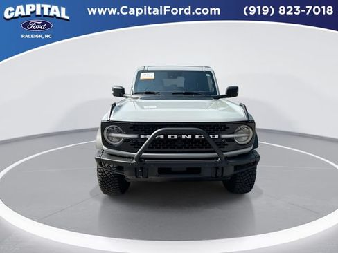 Certified 2023 Ford Bronco Wildtrak AWD/4WD image 3