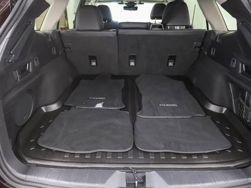 Used 2023 Subaru Outback Touring XT image 21