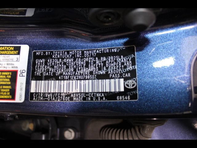 Used 2017 Toyota Camry LE FWD image 28