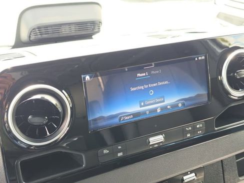 Used 2025 Mercedes-Benz Sprinter 2500 image 22