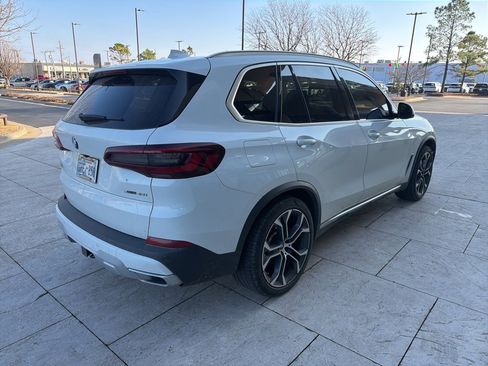 Used 2023 BMW X5 xDrive40i w/ Executive Package image 6