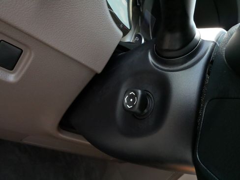 Used 2018 Lexus GX 460 Premium w/ Premium Package AWD/4WD image 27