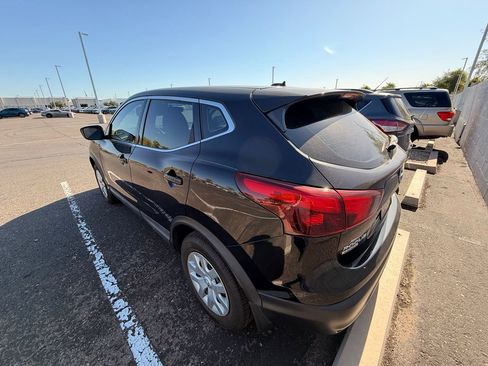 Used 2019 Nissan Rogue Sport S FWD image 7