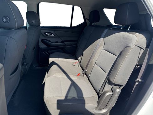 Used 2020 Chevrolet Traverse LT FWD image 13