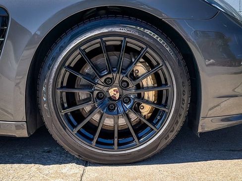 Used 2014 Porsche Panamera AWD/4WD image 15