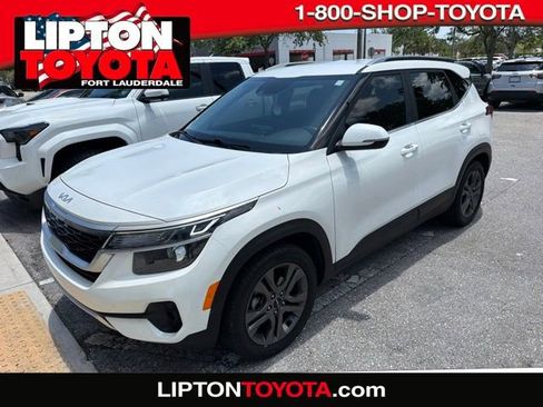Used 2022 Kia Seltos S FWD image 1
