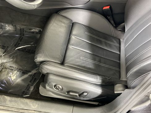 Used 2021 Audi A4 2.0T Premium Plus w/ Premium Plus Package image 19