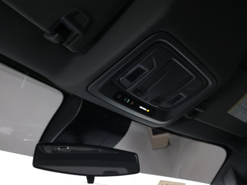 Used 2024 Chevrolet Silverado 3500 LT w/ Convenience Package image 12