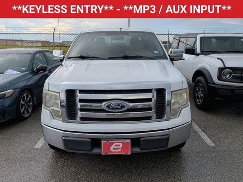 Used 2010 Ford F150 XLT RWD image 2