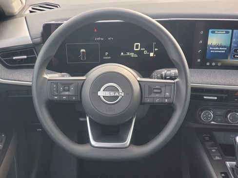 New 2026 Nissan Kicks S image 25