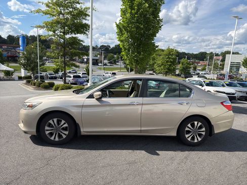 Used 2014 Honda Accord LX image 7