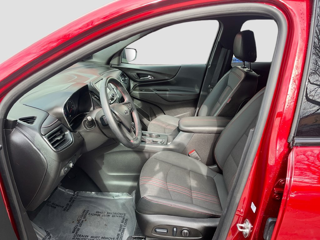 Used 2024 Chevrolet Equinox RS w/ LPO, Floor Liner Package AWD/4WD image 21