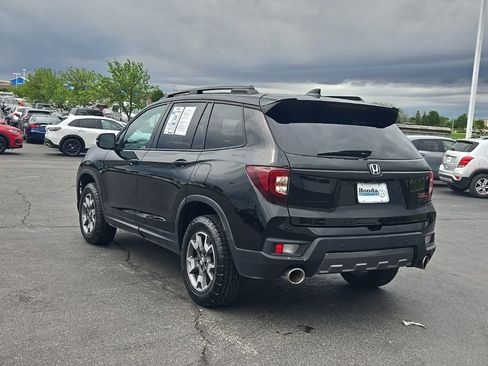 Used 2023 Honda Passport TrailSport image 5