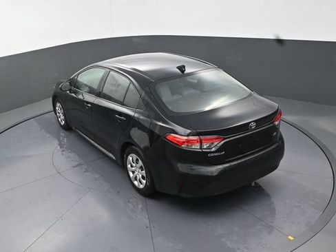 Used 2024 Toyota Corolla LE FWD image 27