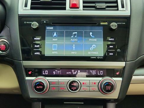 Used 2017 Subaru Legacy 2.5i Limited AWD/4WD image 16