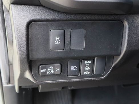 Used 2023 Toyota Tacoma TRD Off-Road w/ Black Out Package (TMS) AWD/4WD image 13