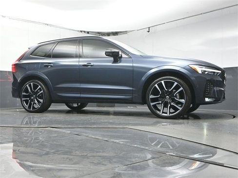 Certified 2023 Volvo XC60 B5 Ultimate image 33