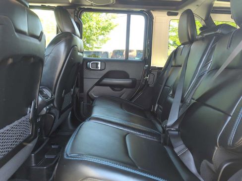 Used 2024 Jeep Wrangler High Altitude AWD/4WD image 27