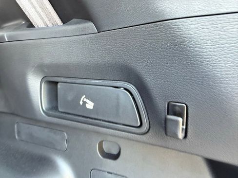 New 2025 Mitsubishi Outlander SEL image 29