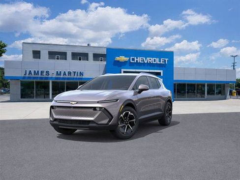 New 2026 Chevrolet Equinox EV LT image 8