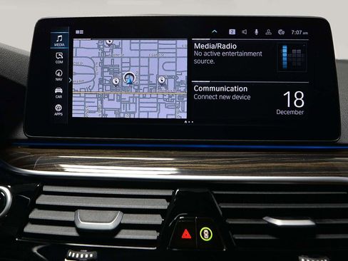 Certified 2023 BMW 530e w/ Premium Package image 14