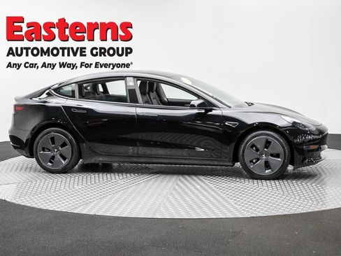 Used 2023 Tesla Model 3 Standard Range RWD image 4