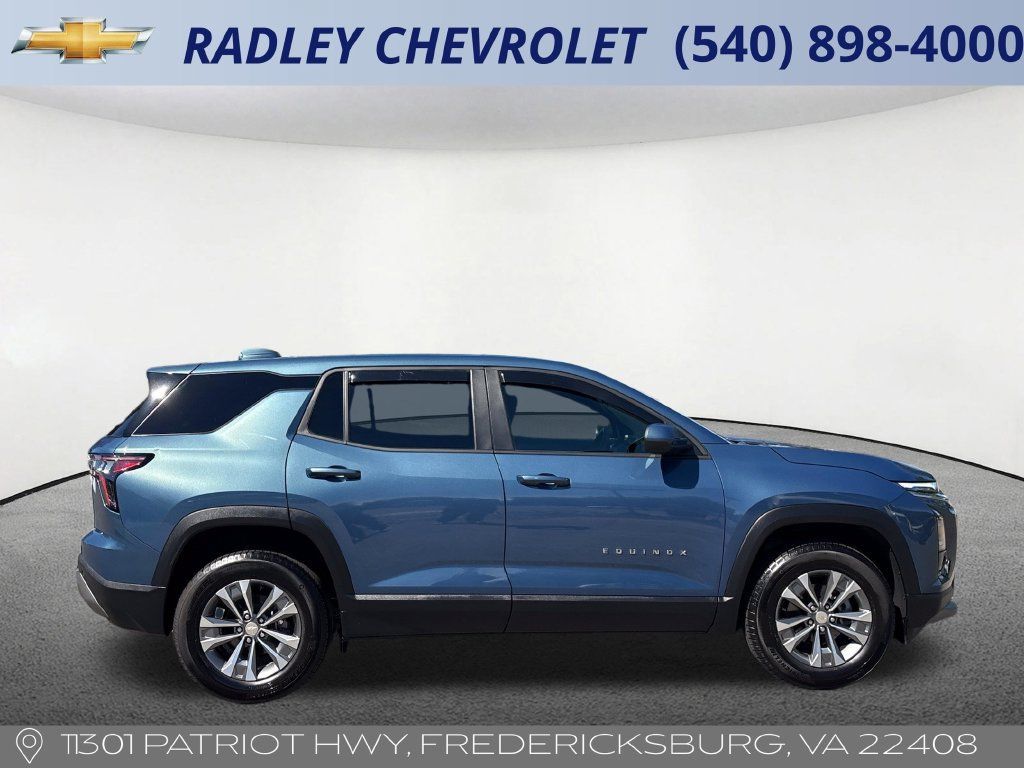 Used 2026 Chevrolet Equinox LT AWD/4WD image 20