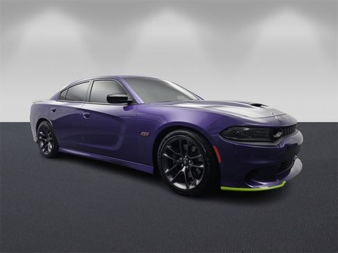 Used 2023 Dodge Charger Scat Pack w/ Plus Group image 1