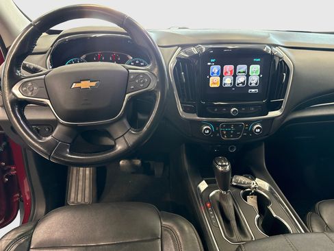 Used 2019 Chevrolet Traverse LT w/ LT Premium Package FWD image 14