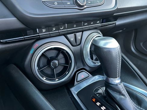 Used 2023 Chevrolet Camaro LT image 21