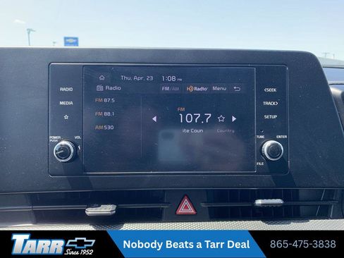 Used 2024 Kia Sportage LX FWD image 12