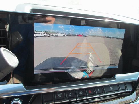 New 2026 GMC Sierra 2500 SLE w/ SLE Value Package; image 20