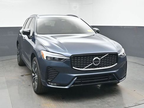 Used 2025 Volvo XC60 B5 Plus w/ Protection Package Premier image 2