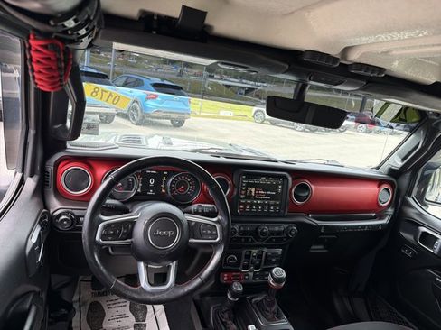 Used 2020 Jeep Wrangler Unlimited Rubicon AWD/4WD image 14