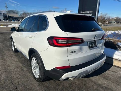 Used 2023 BMW X5 xDrive40i w/ Premium Package image 3