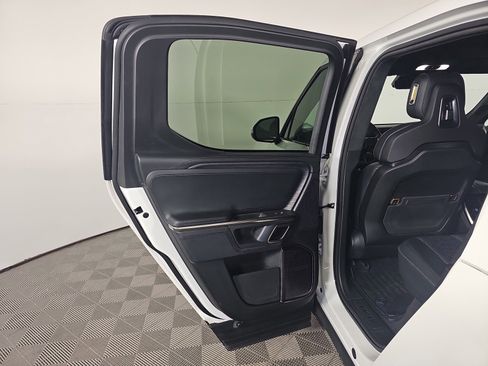 Used 2023 Rivian R1T Adventure image 18