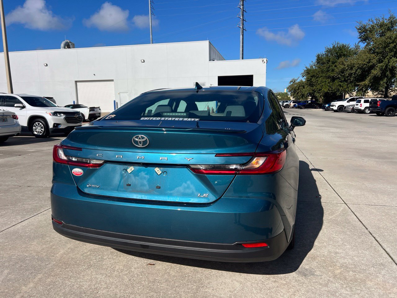 Used 2025 Toyota Camry LE w/ Convenience Package FWD image 7