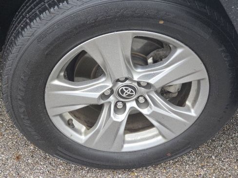 Used 2023 Toyota RAV4 XLE image 11