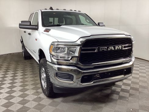 Used 2022 RAM 2500 Tradesman AWD/4WD image 1