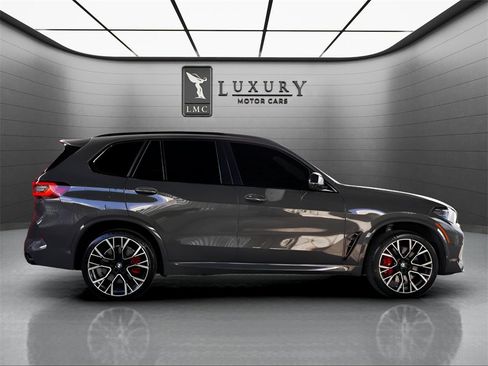 Used 2022 BMW X5 M Competition w/ Competition Package 2 image 9