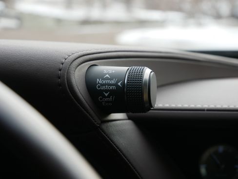 Used 2020 Lexus LS 500 AWD image 23