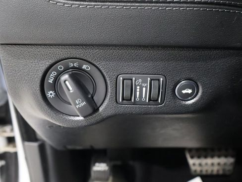 Used 2023 Dodge Charger R/T w/ Plus Group image 35