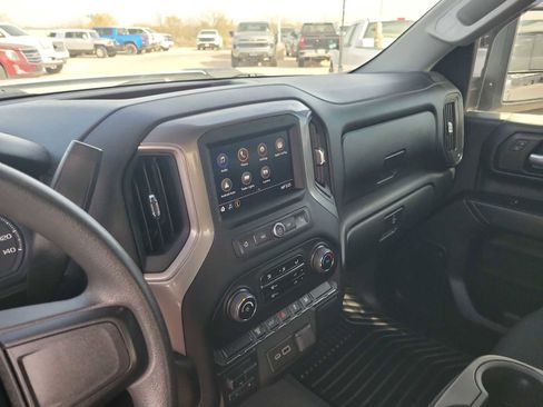 Used 2022 Chevrolet Silverado 2500 Custom w/ Gooseneck/5TH Wheel Package image 20