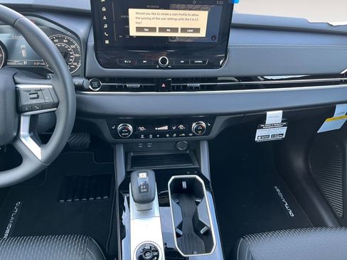 New 2026 Mitsubishi Outlander ES AWD/4WD image 11