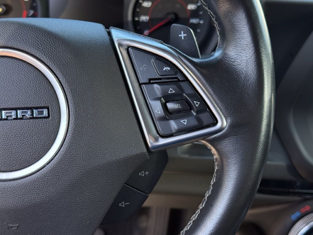 Used 2018 Chevrolet Camaro LT RWD image 11