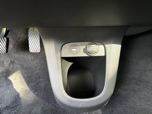 Used 2024 Hyundai Ioniq 5 Limited AWD/4WD image 16