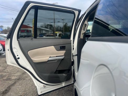 Used 2013 Ford Edge SEL image 10