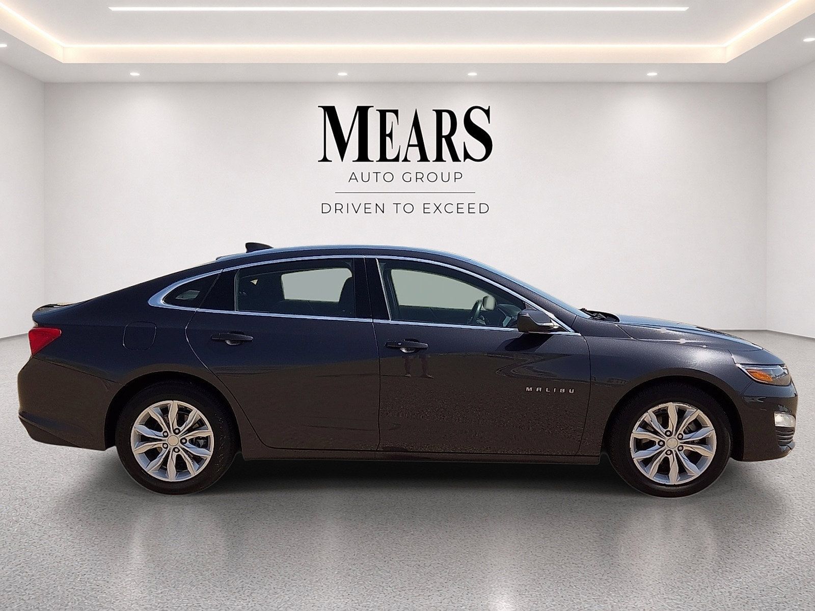 Used 2023 Chevrolet Malibu LT FWD image 6