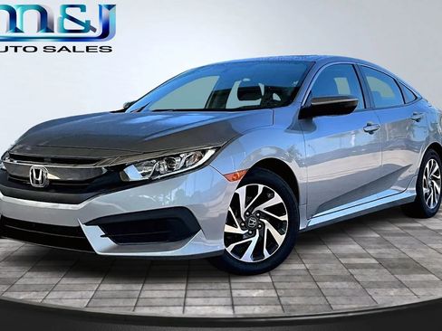Used 2017 Honda Civic EX image 1