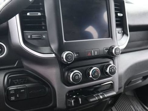 Used 2022 RAM 2500 Big Horn w/ Cold Weather Group AWD/4WD image 20